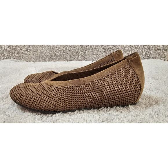 NEW Eileen Fisher "Seam" Stretch Slip-on‎ Taupe Stretch Flats Womens 6.5 M - Picture 2 of 4